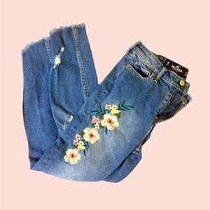 Embroidery ripped hollister jeans